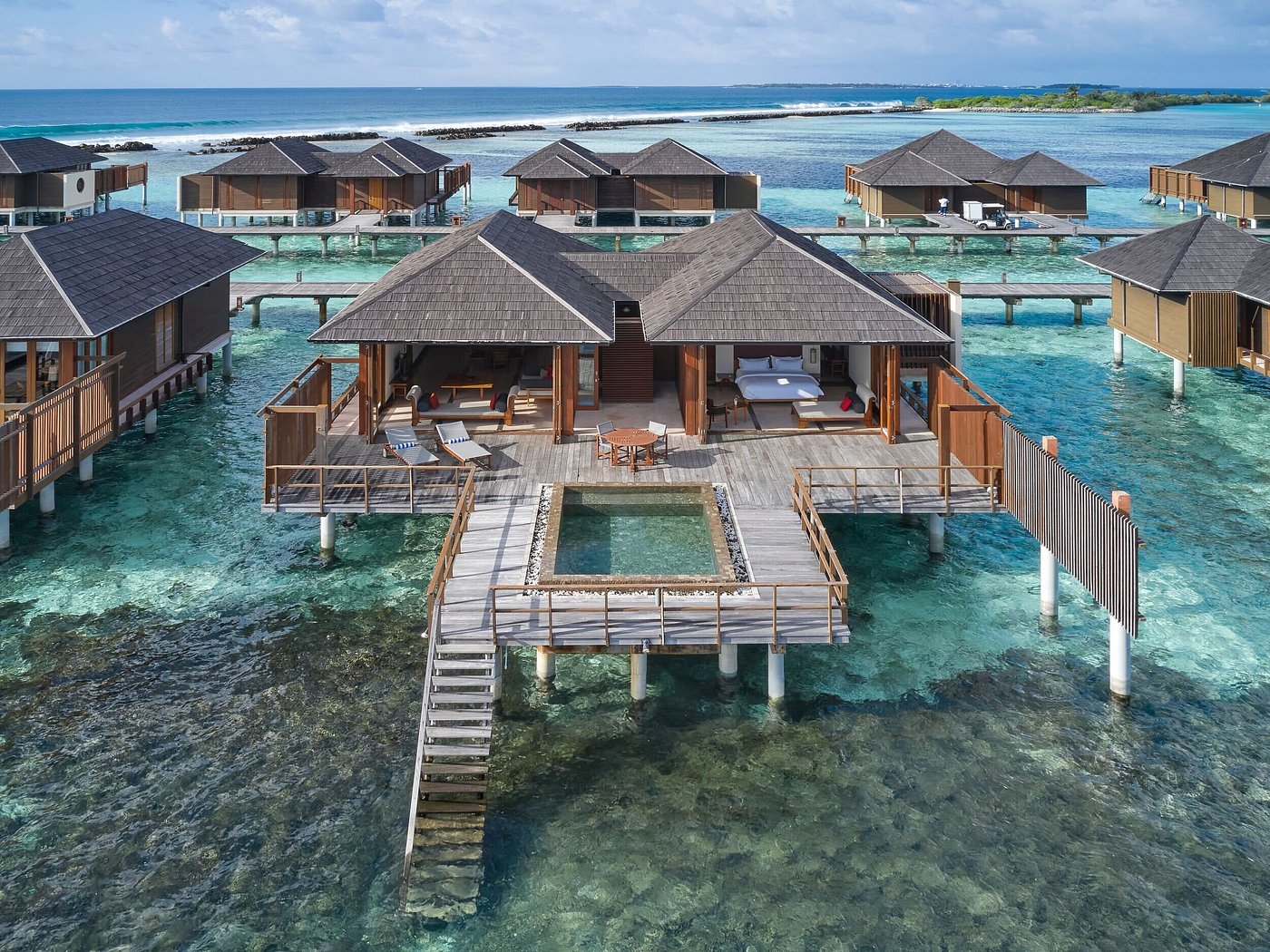 Maldives Resorts | Luxury Private Island Stays